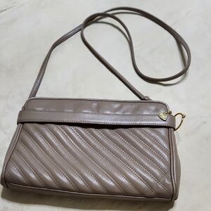 VINTAGE BRIO ELEGANT Taupe Quilted Shoulder Bag
